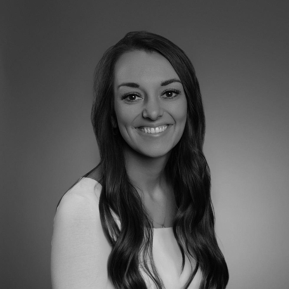 Lexi Headshot.JPG